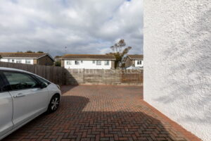 Detached Two Bedroom Cottage at La Bourg