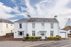 Three-Bedroom Plus Study Victorian Family Home – Grouville Coast