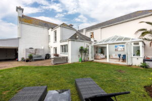 Three-Bedroom Plus Study Victorian Family Home – Grouville Coast