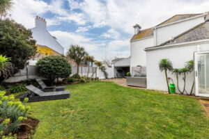 Three-Bedroom Plus Study Victorian Family Home – Grouville Coast