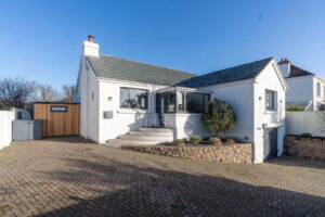 Detached Bungalow In The Heart Of St Peter’s Village
