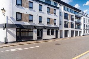 Modern Two Bedroom Apartment With Balcony And Garage