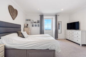 SPACIOUS TWO BEDROOM APARTMENT WITH BREATHTAKING VIEWS