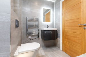 Three Bedroom Cottage with Uninterrupted Sea Views