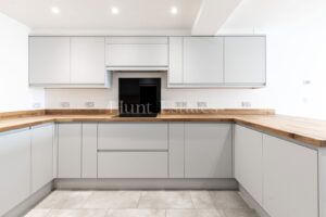 Three Bedroom Cottage with Uninterrupted Sea Views