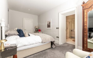 Elegant Two Bedroom Duplex Apartment In Country Setting