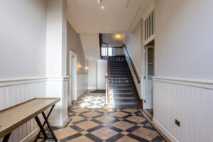 Elegant Two Bedroom Duplex Apartment In Country Setting