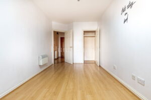 One bedroom first floor apartment with parking close to Millbrook