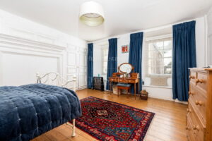 Characterful period home in the heart of St Aubin with harbour views