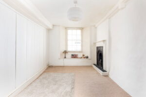 Characterful period home in the heart of St Aubin with harbour views