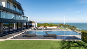 Coastal Supremacy With Uninterrupted Views To France