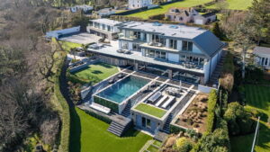 Coastal Supremacy With Uninterrupted Views To France