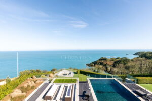 Coastal Supremacy With Uninterrupted Views To France