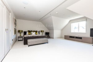 Coastal Supremacy With Uninterrupted Views To France