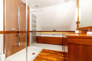 Coastal Supremacy With Uninterrupted Views To France