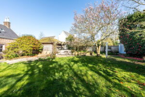 Four-Bedroom Detached 1822 Country Cottage