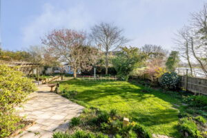 Four-Bedroom Detached 1822 Country Cottage