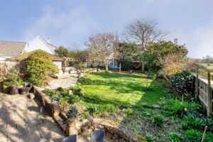 Four-Bedroom Detached 1822 Country Cottage