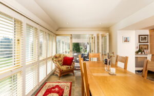 Private country home with annexes and surrounding land