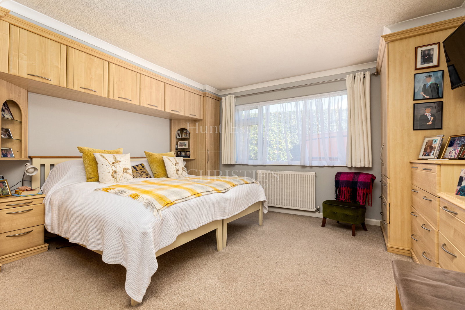 4 Bedroom Single Family Home/House's Image 7
