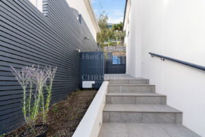 PREMIUM FIXTURES, GREAT SEA VIEWS OF ST AUBIN’S BAY AND READY TO JUST MOVE IN!