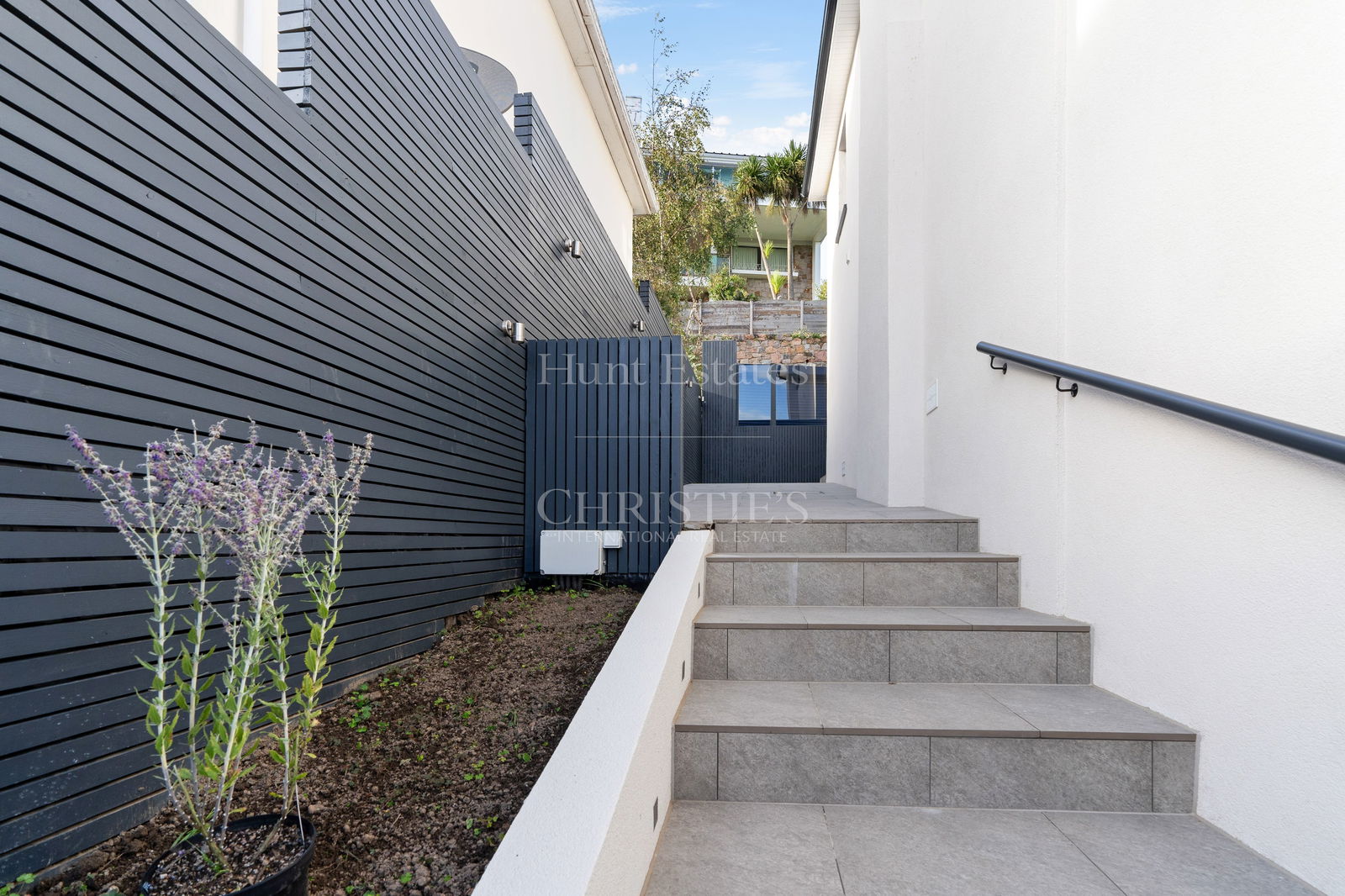 4 Bedroom Single Family Home/House's Image 35