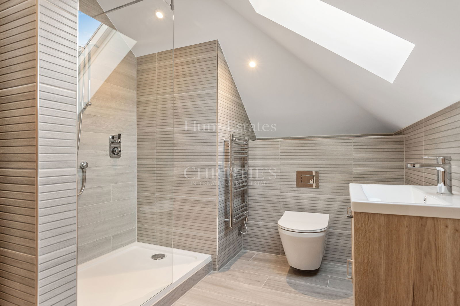 4 Bedroom Single Family Home/House's Image 29