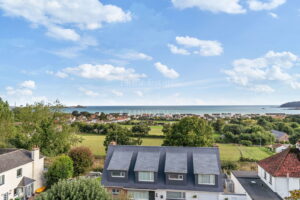 PREMIUM FIXTURES, GREAT SEA VIEWS OF ST AUBIN’S BAY AND READY TO JUST MOVE IN!