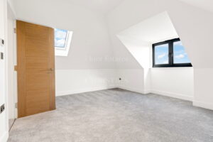 PREMIUM FIXTURES, GREAT SEA VIEWS OF ST AUBIN’S BAY AND READY TO JUST MOVE IN!