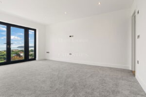 PREMIUM FIXTURES, GREAT SEA VIEWS OF ST AUBIN’S BAY AND READY TO JUST MOVE IN!