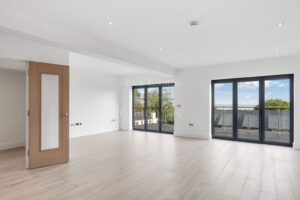 PREMIUM FIXTURES, GREAT SEA VIEWS OF ST AUBIN’S BAY AND READY TO JUST MOVE IN!
