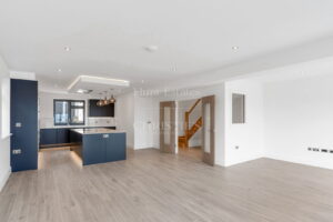 PREMIUM FIXTURES, GREAT SEA VIEWS OF ST AUBIN’S BAY AND READY TO JUST MOVE IN!