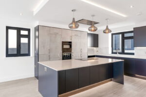 PREMIUM FIXTURES, GREAT SEA VIEWS OF ST AUBIN’S BAY AND READY TO JUST MOVE IN!