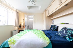 Detached Bungalow With Swimming Pool