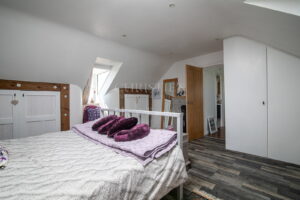 Attractive Two Generation Detached Granite Cottage Near The Beach