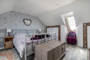 Attractive Two Generation Detached Granite Cottage Near The Beach