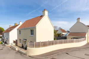 &nbsp;Detached Gated Family Home