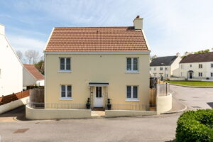 &nbsp;Detached Gated Family Home