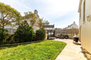 &nbsp;Detached Gated Family Home