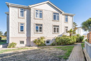 Portelet Apartment Retreat!