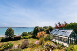 Stunning Views Overlooking The Bay