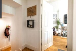 Charming One-Bedroom Garden Apartment