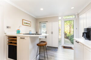 Elegant Georgian Town House With Parking