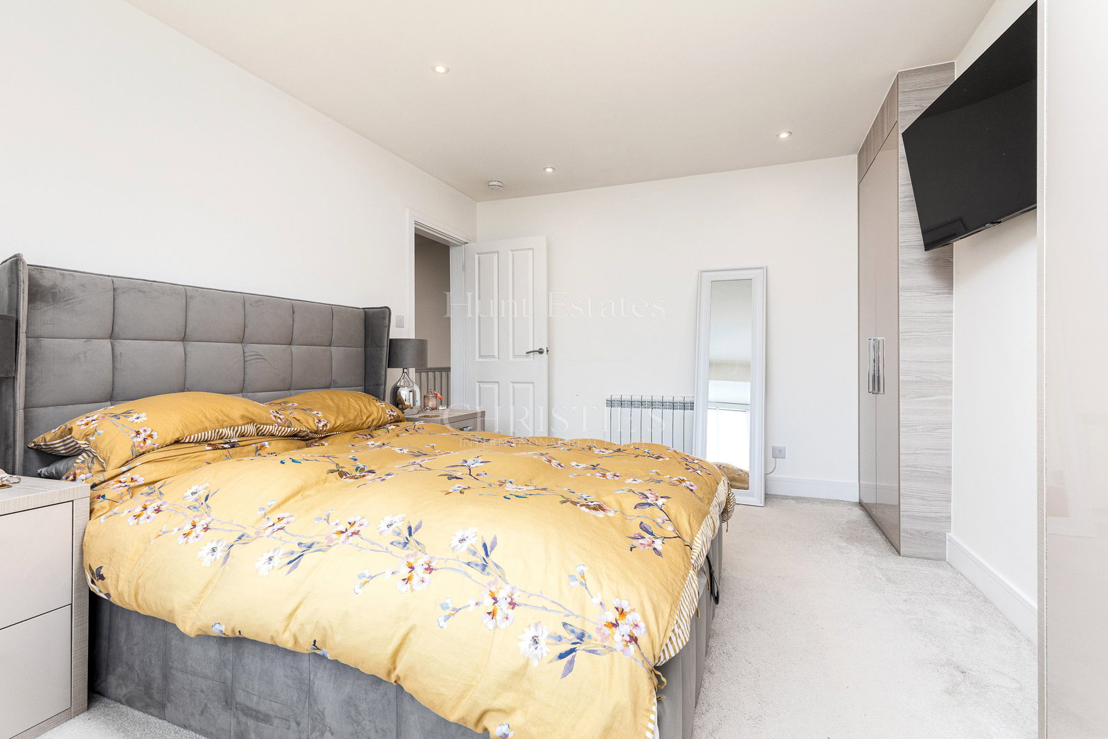 4 Bedroom Single Family Home/House's Image 12