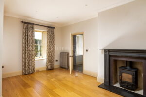 Character &lsquo;Lodge&rsquo; House With Garden And Parking