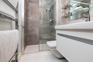 Modern Two-Bedroom Apartment With Parking In St Saviour