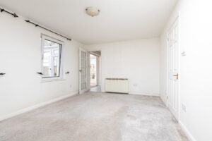 Two Bedrooms Plus Study, South Facing End Of Terrace House
