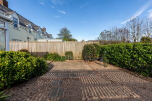 Two Bedrooms Plus Study, South Facing End Of Terrace House