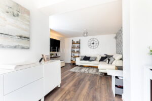 Charming Two Bedroom Cottage With Sun Trap Garden