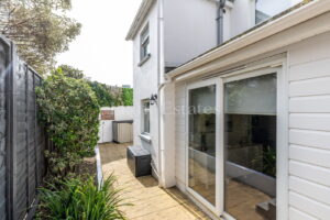 Charming Two Bedroom Cottage With Sun Trap Garden